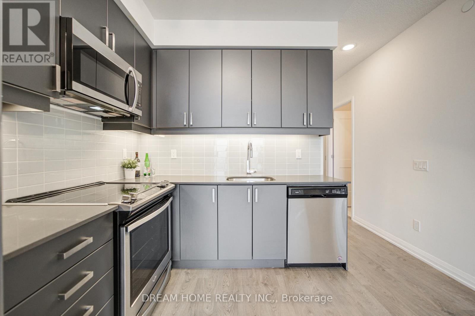 1716 - 7895 Jane Street, Vaughan, Ontario  L4K 2M7 - Photo 11 - N13167966