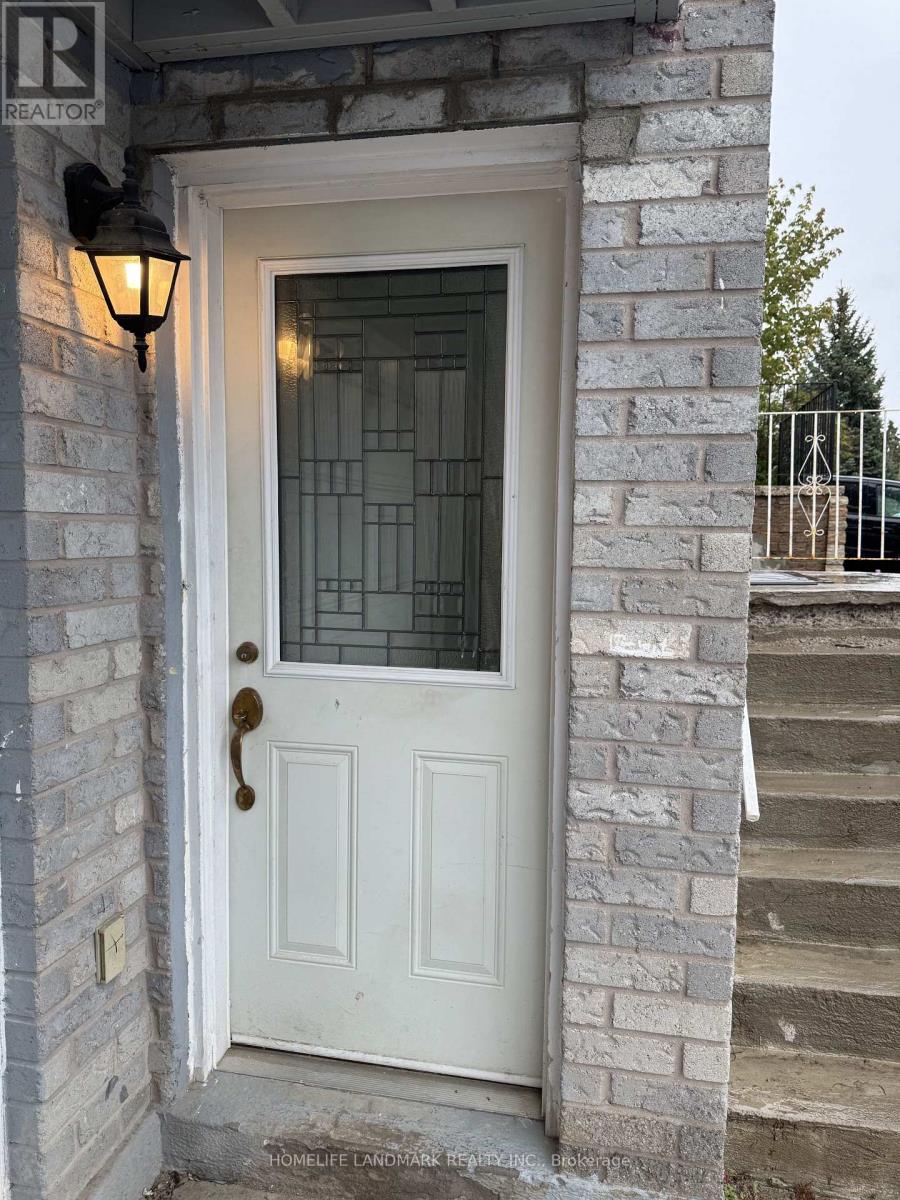 13 Turner Court S, Bradford West Gwillimbury, Ontario  L3Z 2W3 - Photo 16 - N13167974