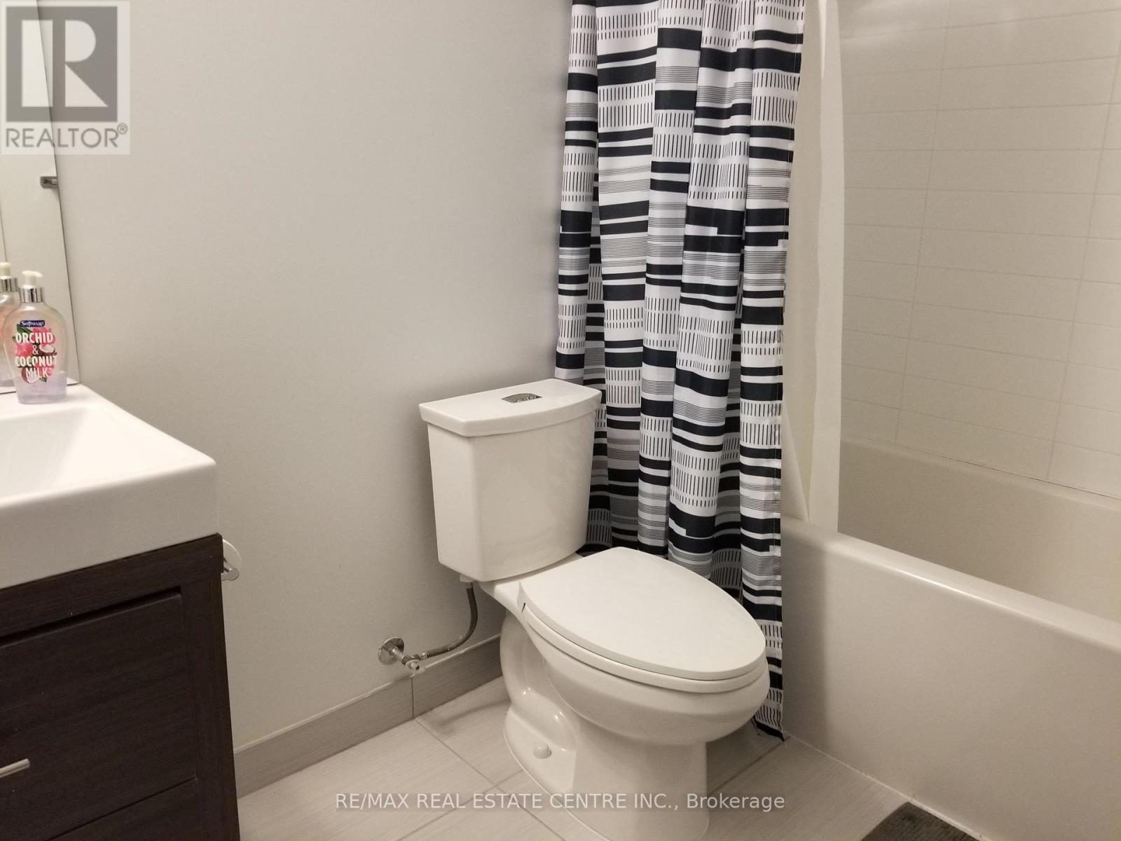 201 - 70 Forest Manor Road, Toronto, Ontario  M2J 0A9 - Photo 10 - C13167978