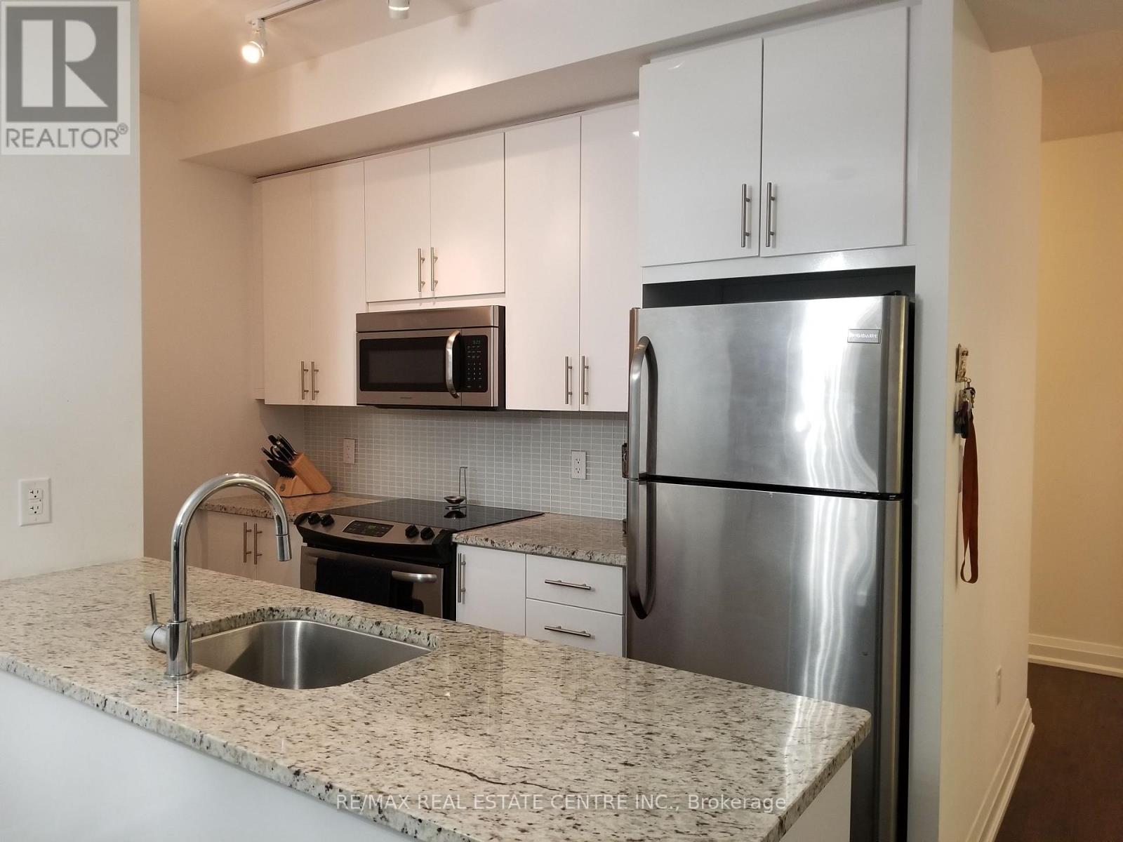 201 - 70 Forest Manor Road, Toronto, Ontario  M2J 0A9 - Photo 3 - C13167978