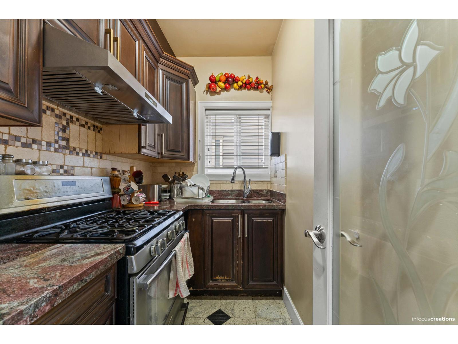 14750 61st Avenue, Surrey, British Columbia  V3S 3W5 - Photo 17 - R3127127