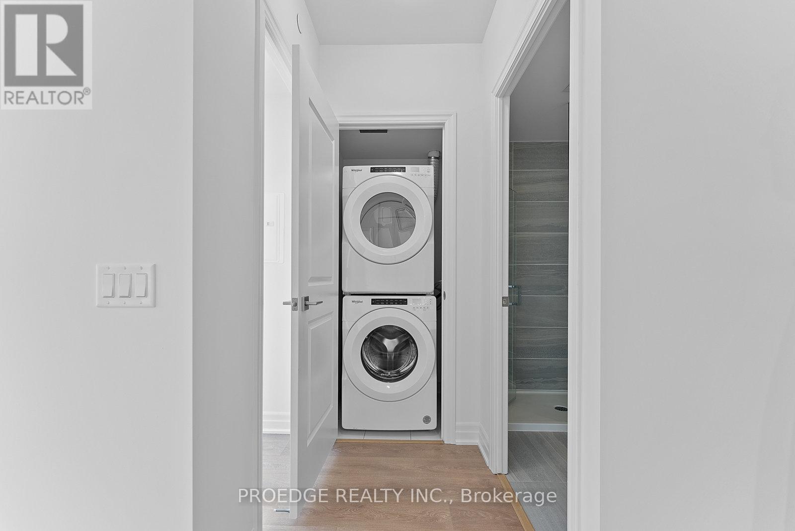 801 - 30 Elm Drive W, Mississauga, Ontario  L5B 0N6 - Photo 7 - W13167986