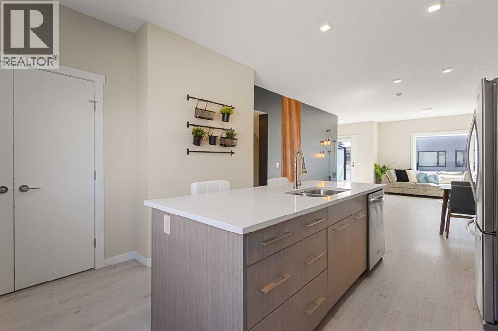 503, 218 Sherwood  NW, Calgary, Alberta  T3R 0Y2 - Photo 7 - A2307105