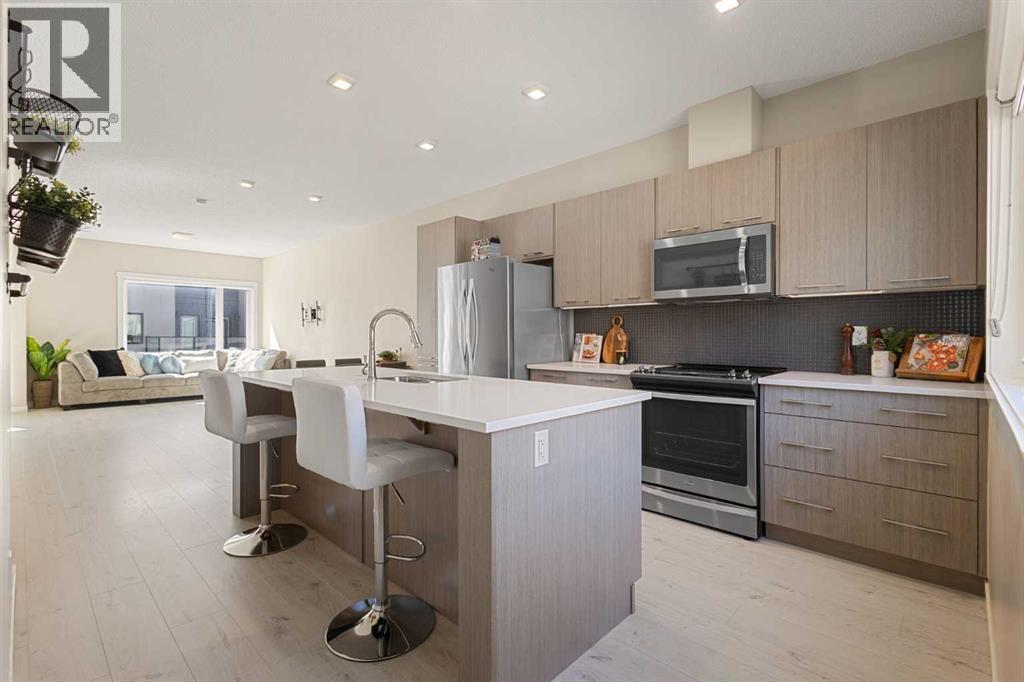 503, 218 Sherwood  NW, Calgary, Alberta  T3R 0Y2 - Photo 6 - A2307105