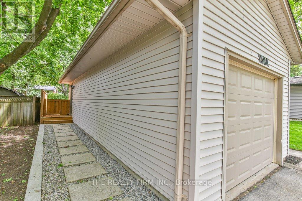 1584 Aldersbrook Road, London North, Ontario  N6G 2Z3 - Photo 43 - X13168022