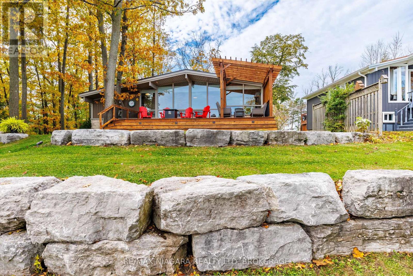 42 Mohawk Point Road, Haldimand, Ontario  N0A 1K0 - Photo 3 - X13165666