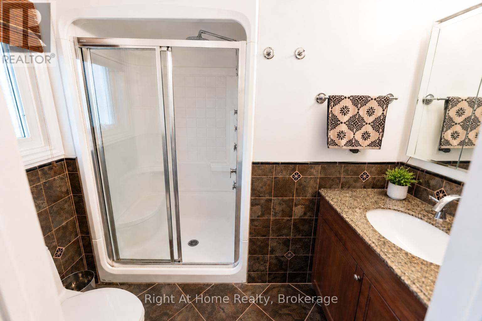 437 Shoreacres Road, Burlington, Ontario  L7L 5N2 - Photo 26 - W13168010