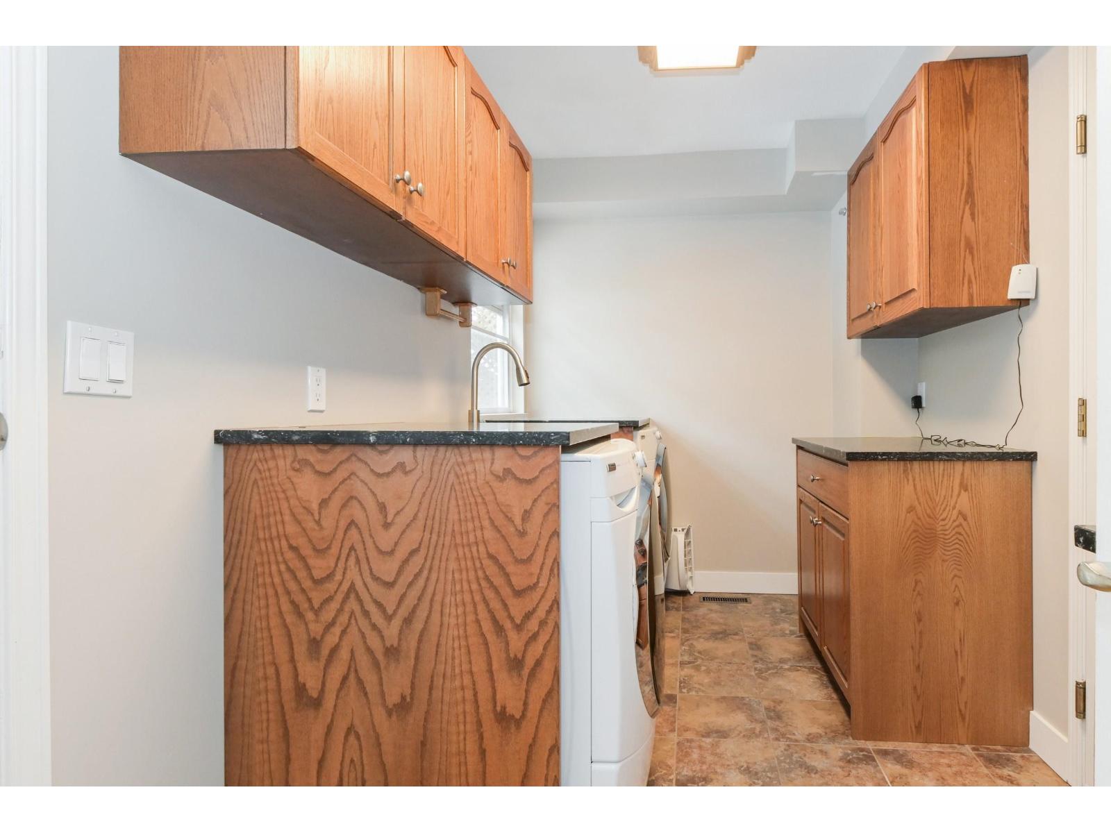 9740 210 Street, Langley, British Columbia  V1M 2P8 - Photo 11 - R3101454