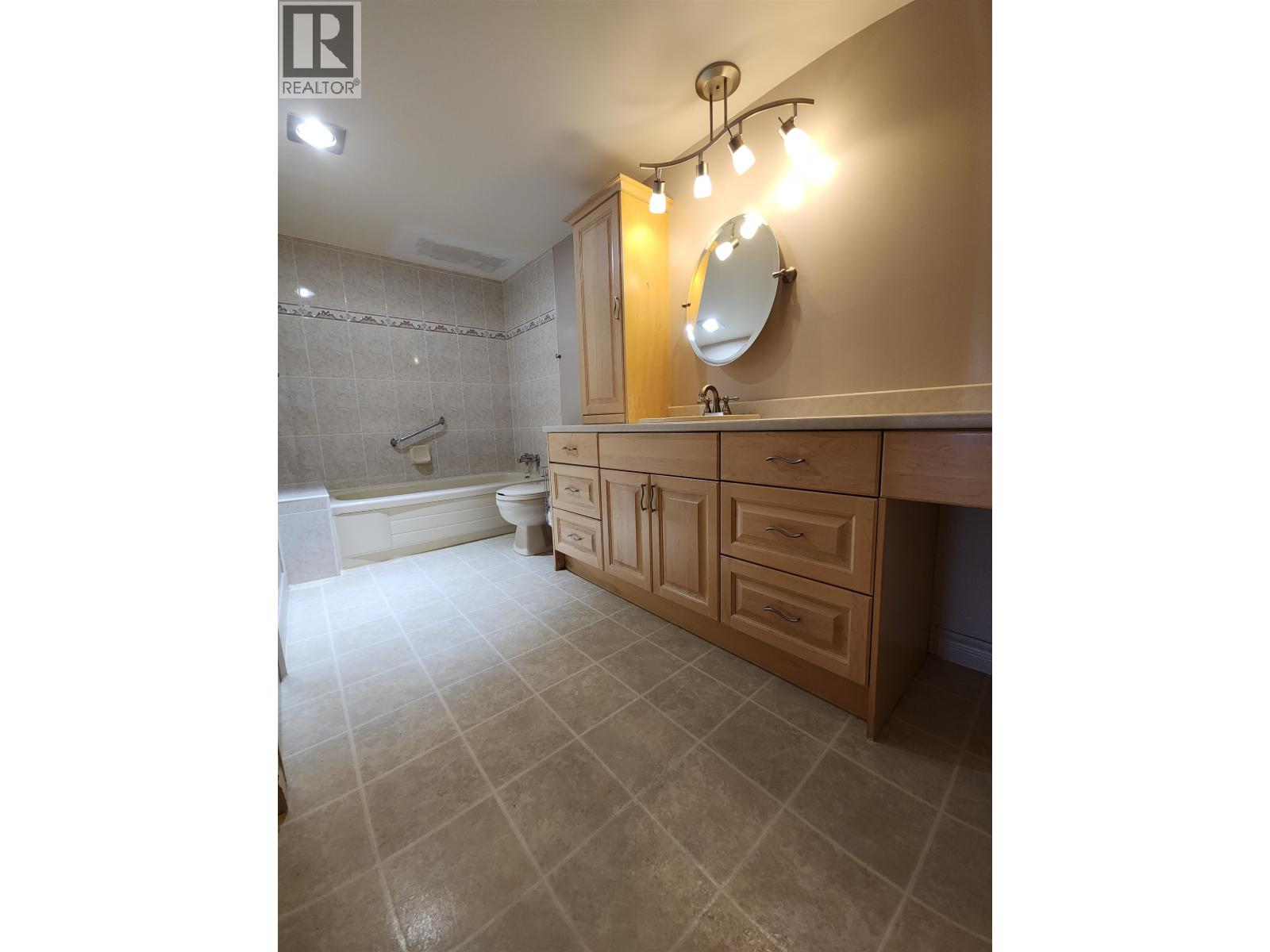 1305 6631 Minoru Boulevard, Richmond, British Columbia  V6Y 1Z1 - Photo 8 - R3118003