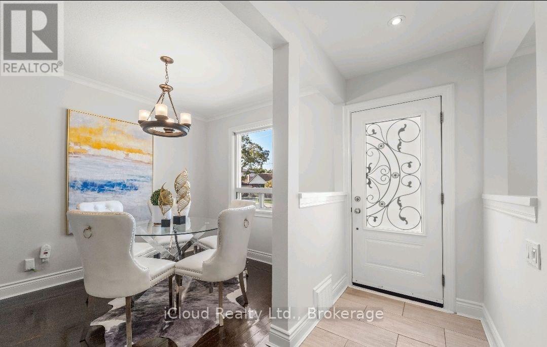 37 Collinson Boulevard, Toronto, Ontario  M3H 3C1 - Photo 3 - C13167998