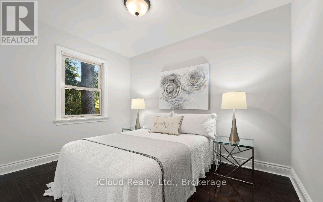 37 Collinson Boulevard, Toronto, Ontario  M3H 3C1 - Photo 4 - C13167998