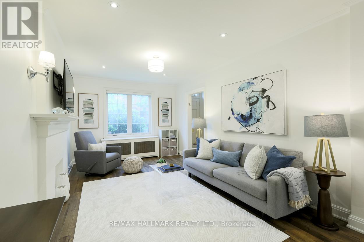 346 Roselawn Avenue, Toronto, Ontario  M4R 1G1 - Photo 3 - C13168024