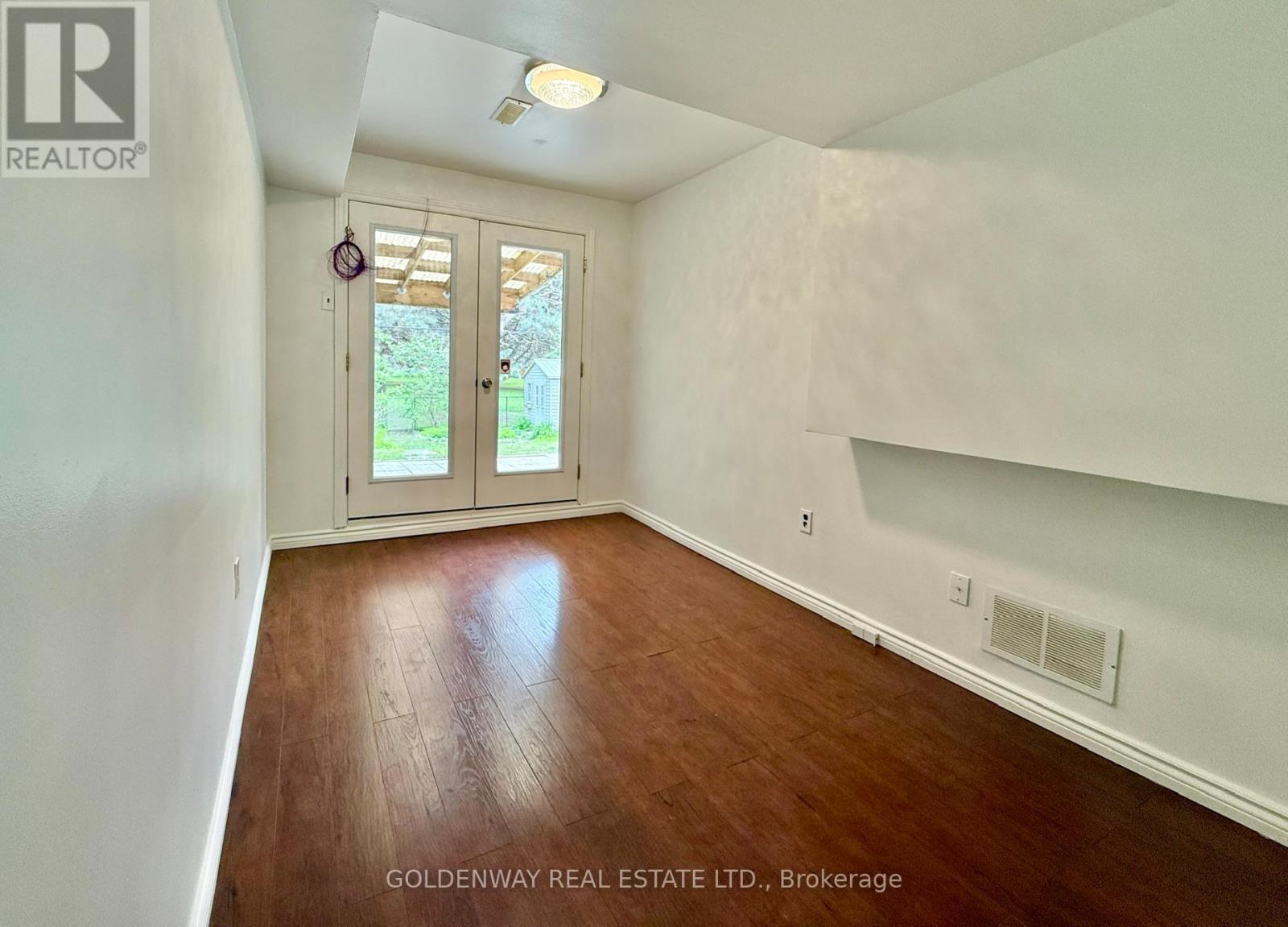 31 Rowatson Road, Toronto, Ontario  M1E 1K2 - Photo 11 - E13168026