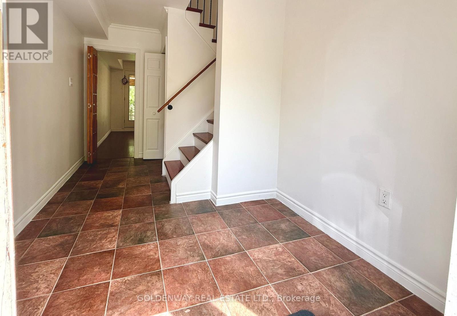 31 Rowatson Road, Toronto, Ontario  M1E 1K2 - Photo 15 - E13168026