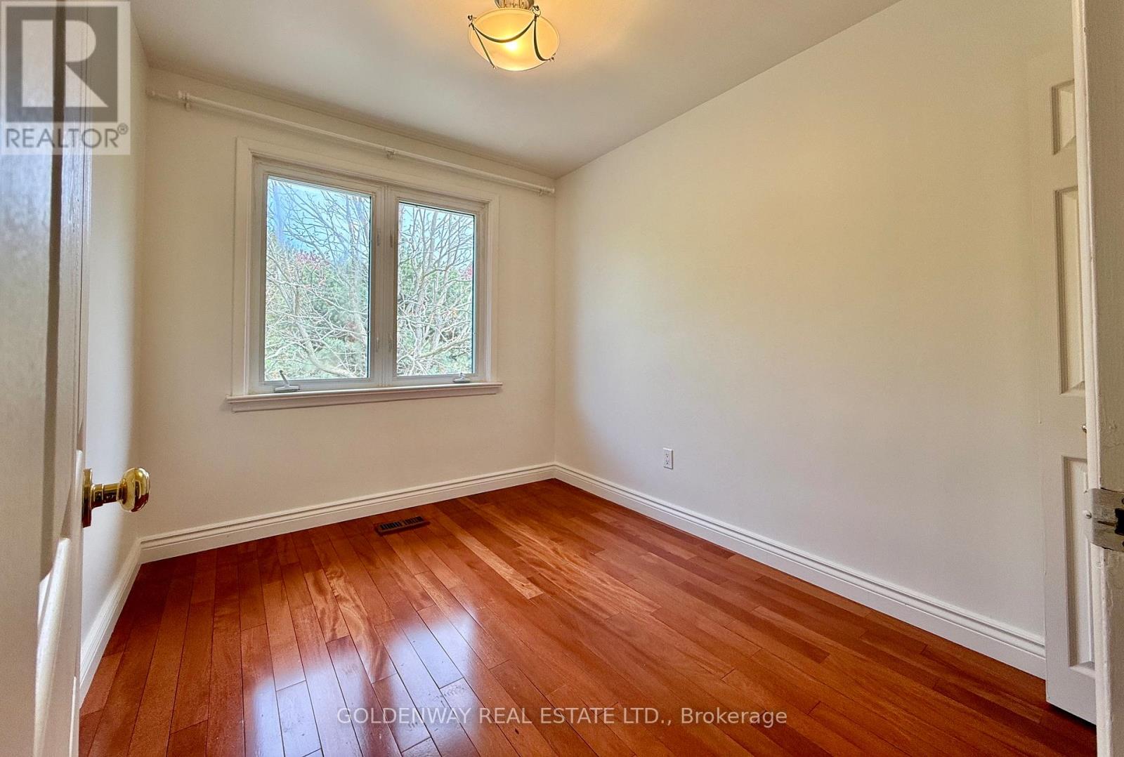 31 Rowatson Road, Toronto, Ontario  M1E 1K2 - Photo 8 - E13168026