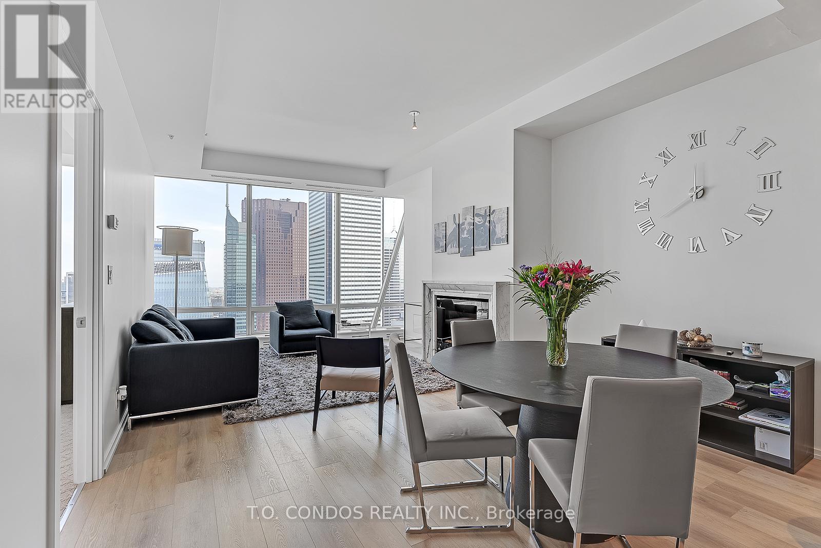 5807 - 180 University Avenue, Toronto, Ontario  M5H 0A2 - Photo 11 - C13167872