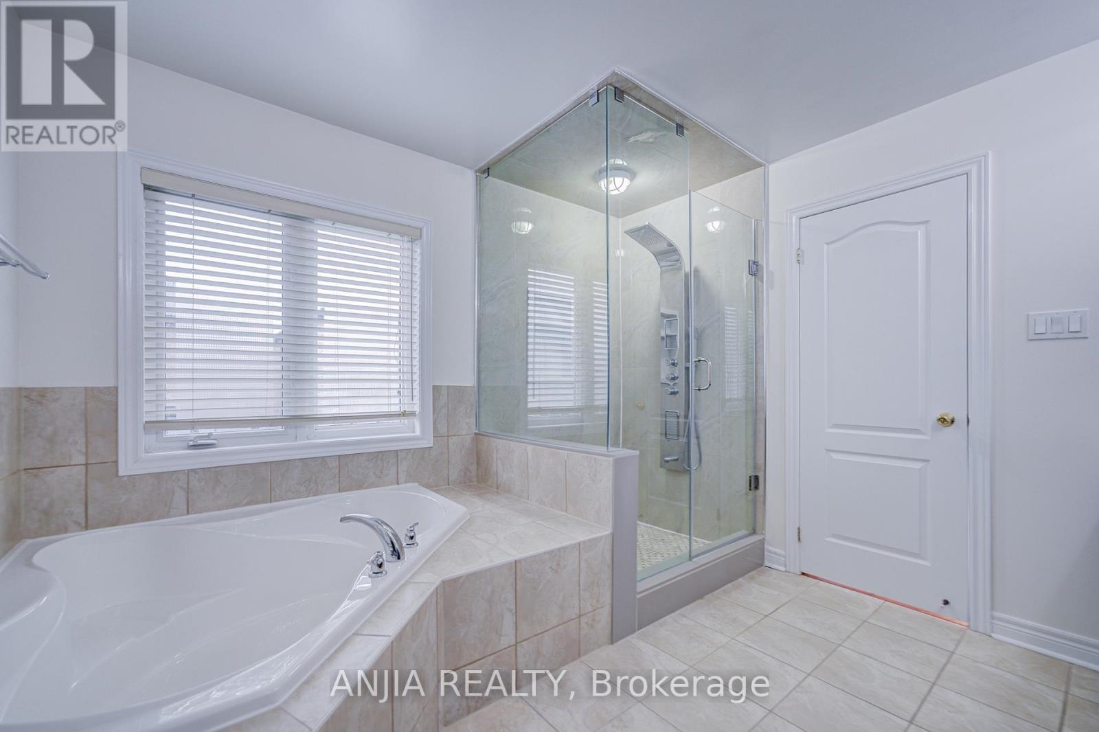186 Ascalon Drive, Vaughan, Ontario  L6A 0M8 - Photo 37 - N13168008