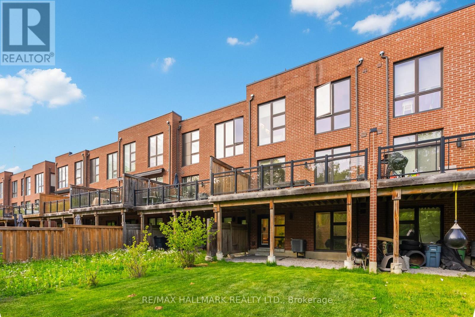 46 Crestridge Drive, Vaughan, Ontario  L4J 0K1 - Photo 45 - N13168012