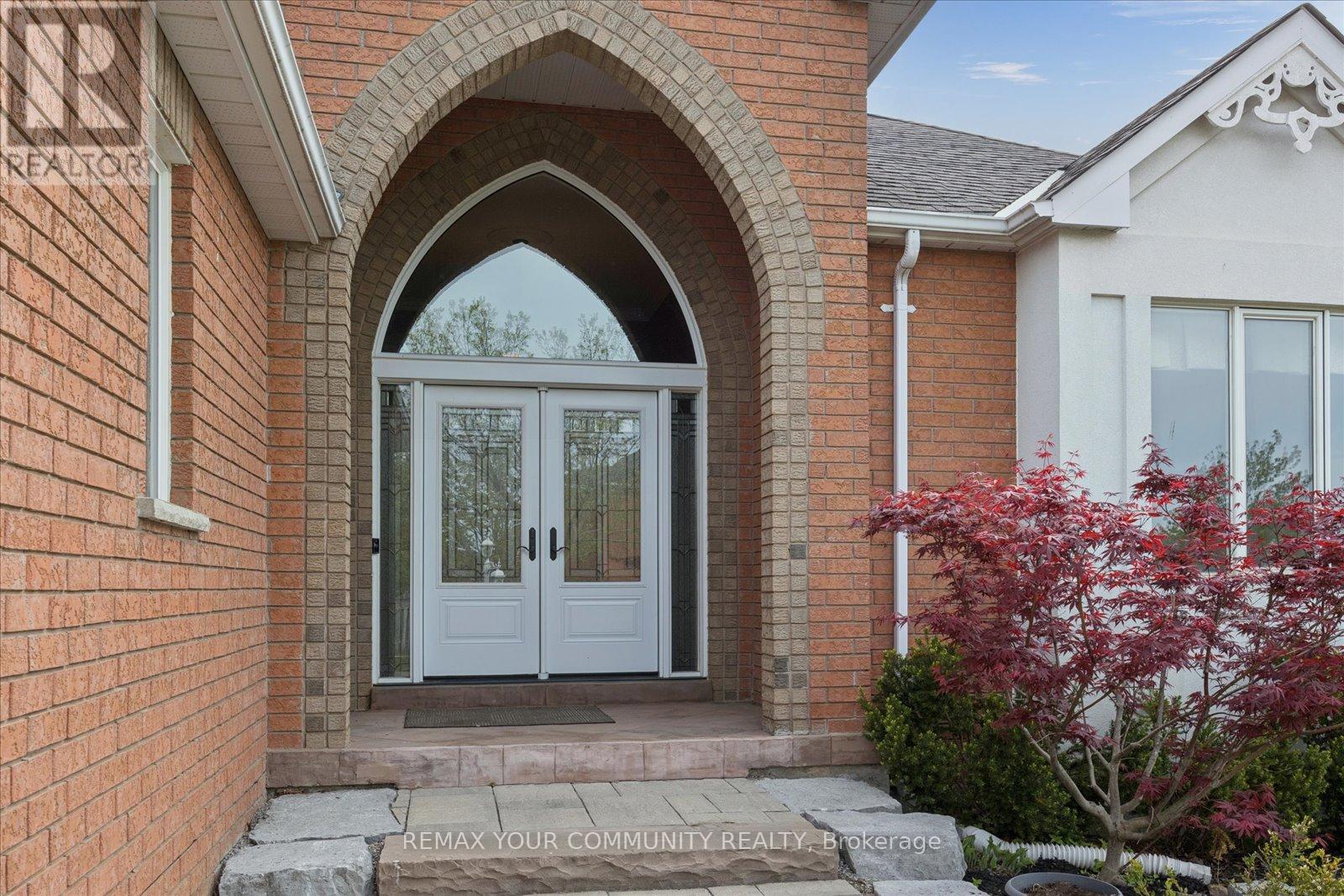 8 Jacob Way, Whitchurch-Stouffville, Ontario  L4A 1L1 - Photo 2 - N13168016