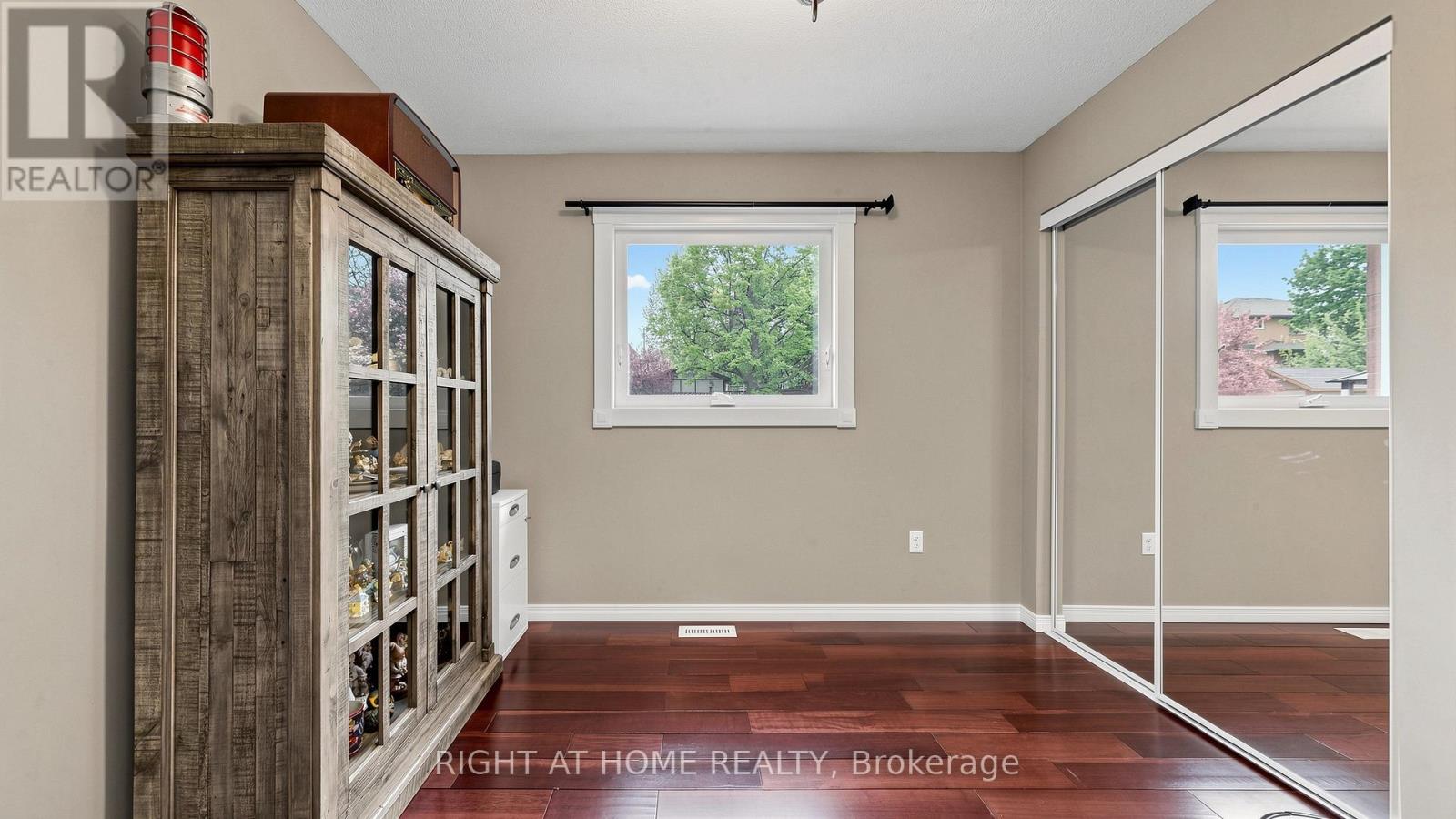 6 Compton Crescent, Bradford West Gwillimbury, Ontario  L3Z 2X5 - Photo 22 - N13168028
