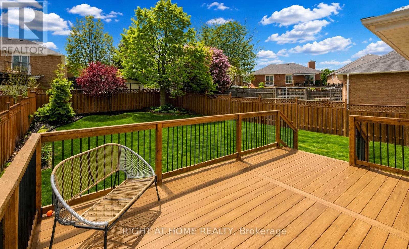 6 Compton Crescent, Bradford West Gwillimbury, Ontario  L3Z 2X5 - Photo 41 - N13168028