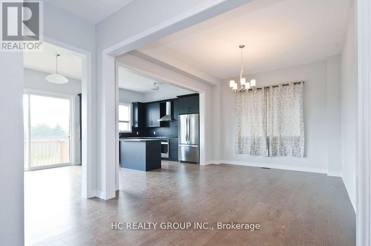 92 Pine Hill Crescent, Aurora, Ontario  L4G 3X9 - Photo 9 - N13168034