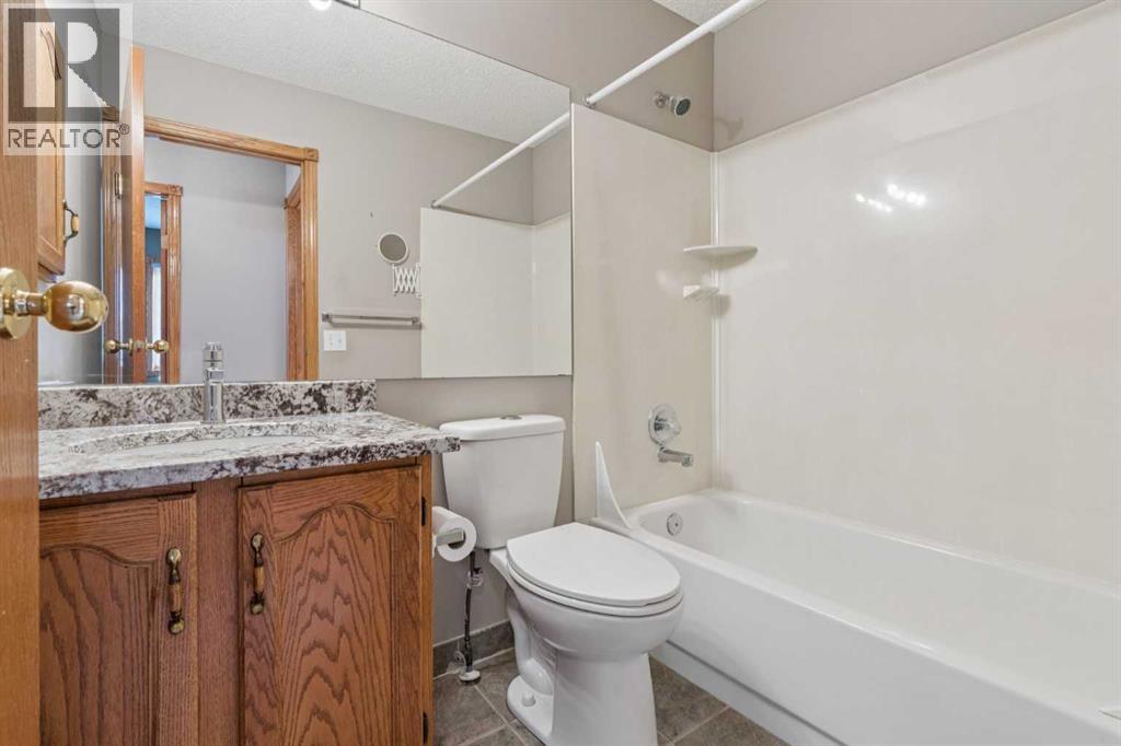 7117 California Boulevard NE, Calgary, Alberta  T1Y 6V4 - Photo 25 - A2287644