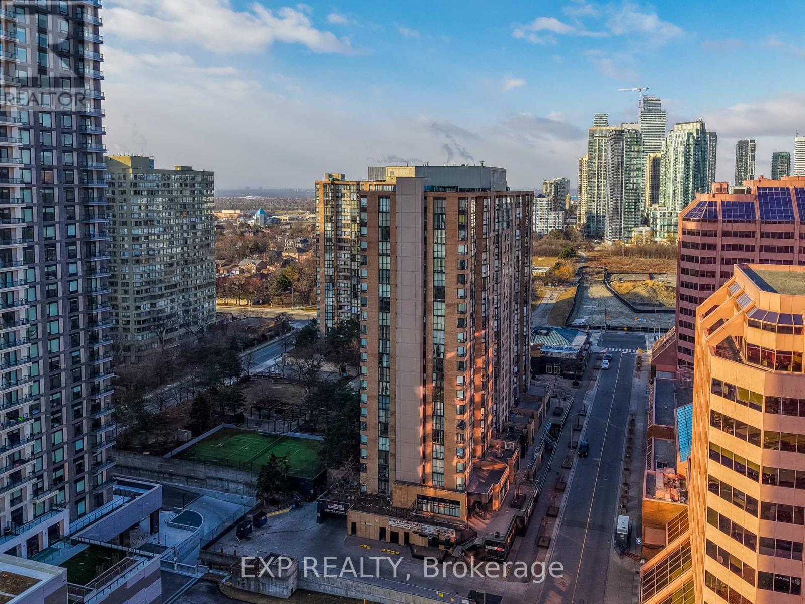 510 - 265 Enfield Place, Mississauga, Ontario  L5B 3Y7 - Photo 34 - W13168044