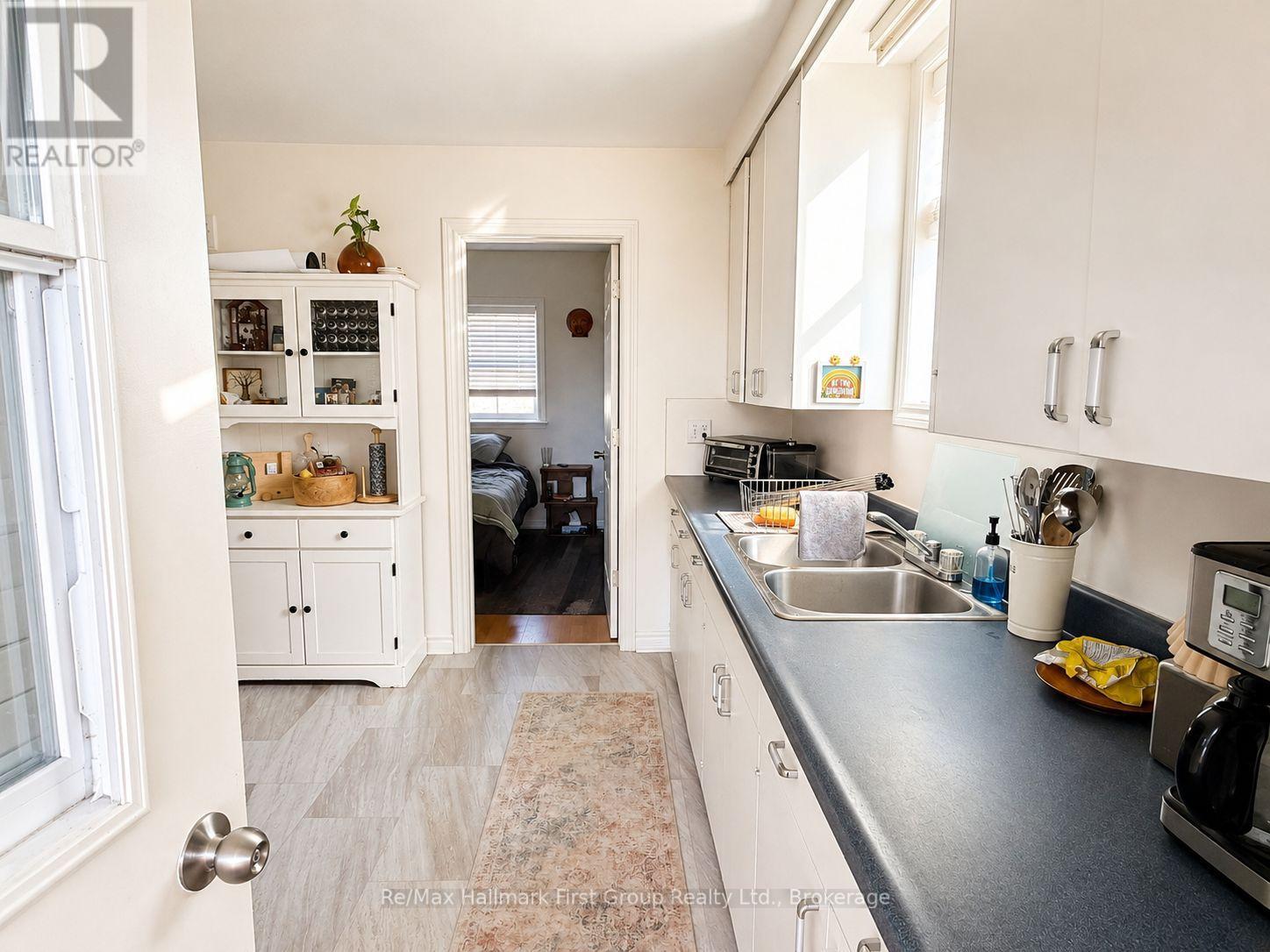Main - 509 Parnell Street, Peterborough, Ontario  K9J 4J3 - Photo 5 - X13168050