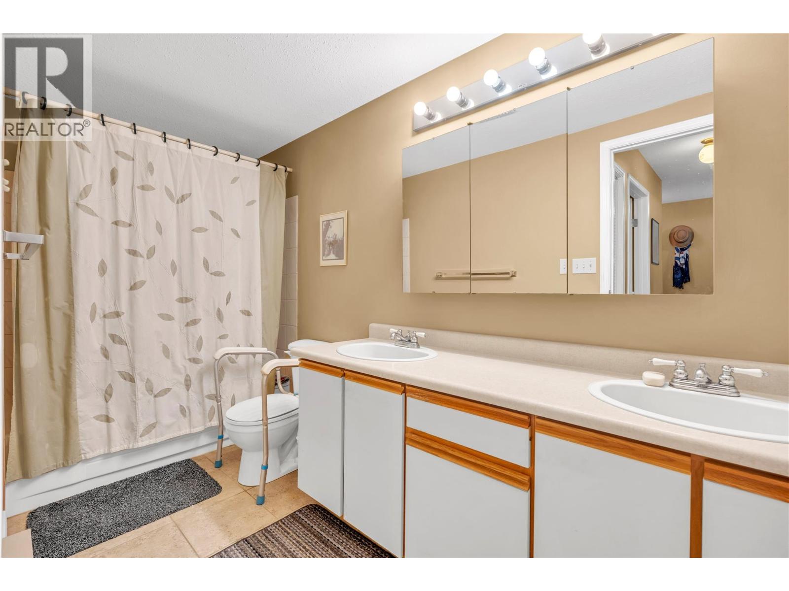 262 Kinney Avenue Unit# 201, Penticton, British Columbia  V2A 6R6 - Photo 15 - 10367599