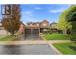 16 MCNEILAGE COURT, Ajax, Ontario