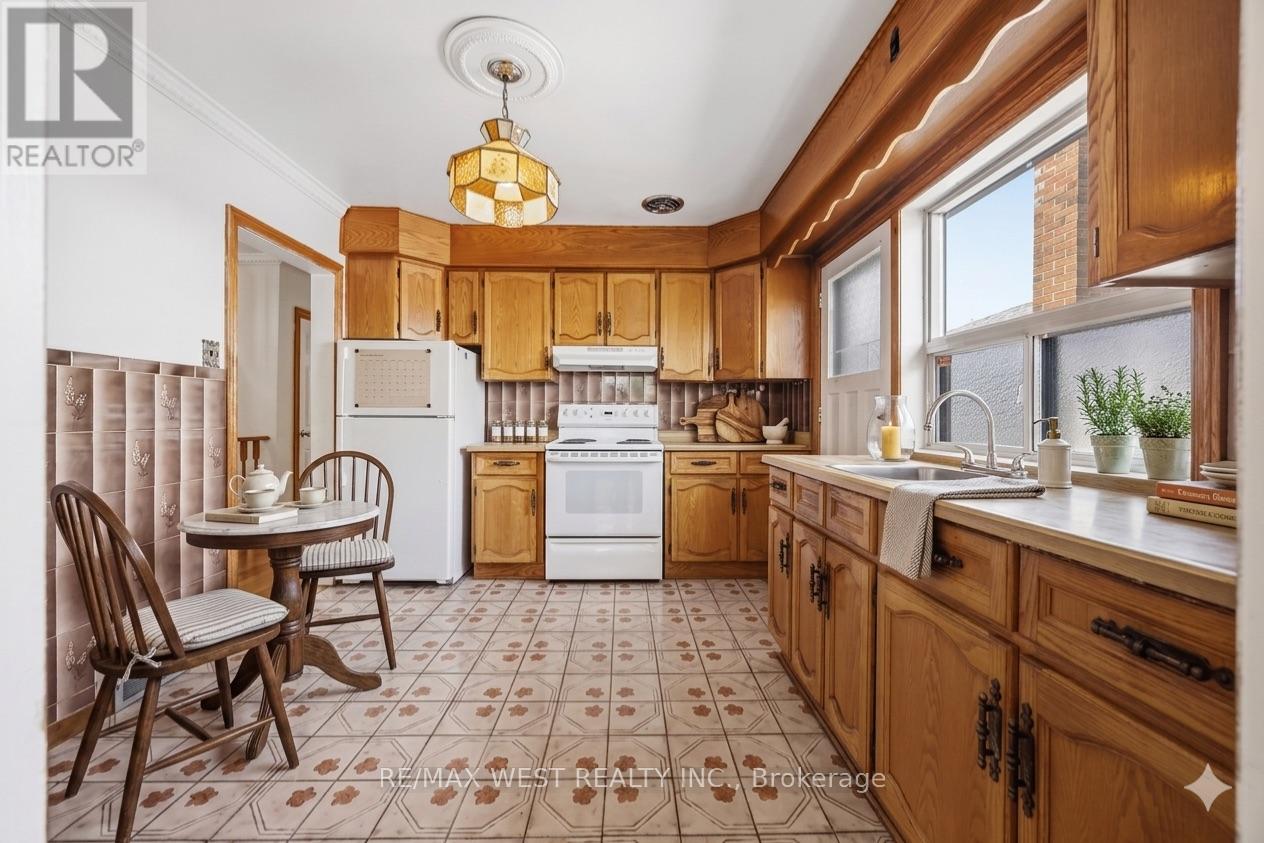 119 Benjamin Boulevard, Toronto, Ontario  M1K 3P4 - Photo 11 - E13168084