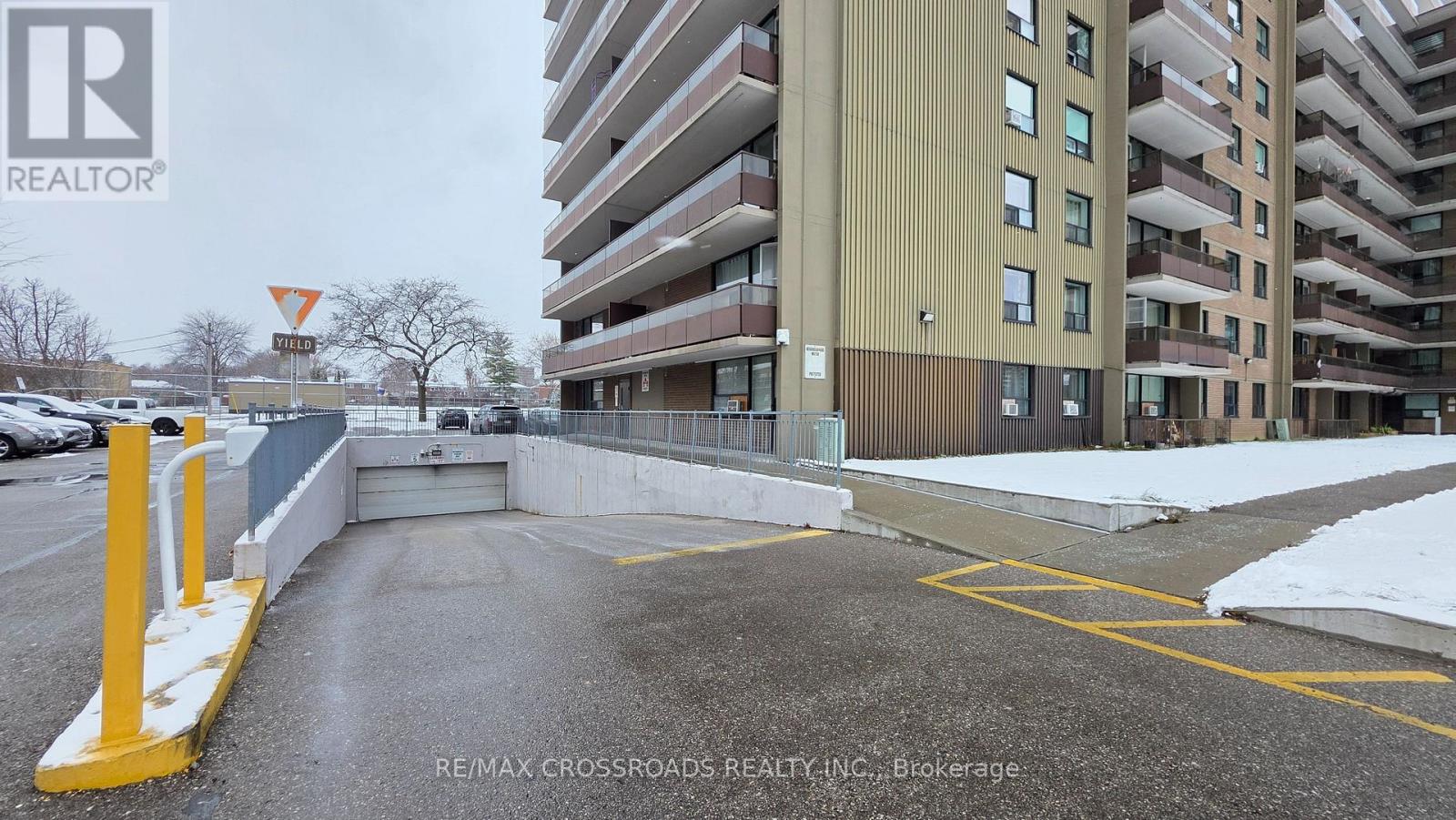 921 - 180 Markham Road, Toronto, Ontario  M1M 2Z9 - Photo 4 - E13168086