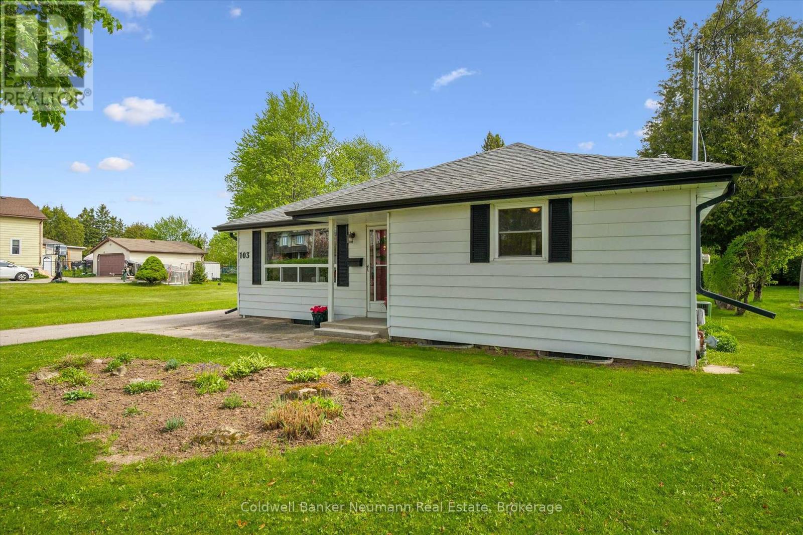 103 Cityview Drive N, Guelph (Grange Road), Ontario  N1E 6Y7 - Photo 4 - X13168076
