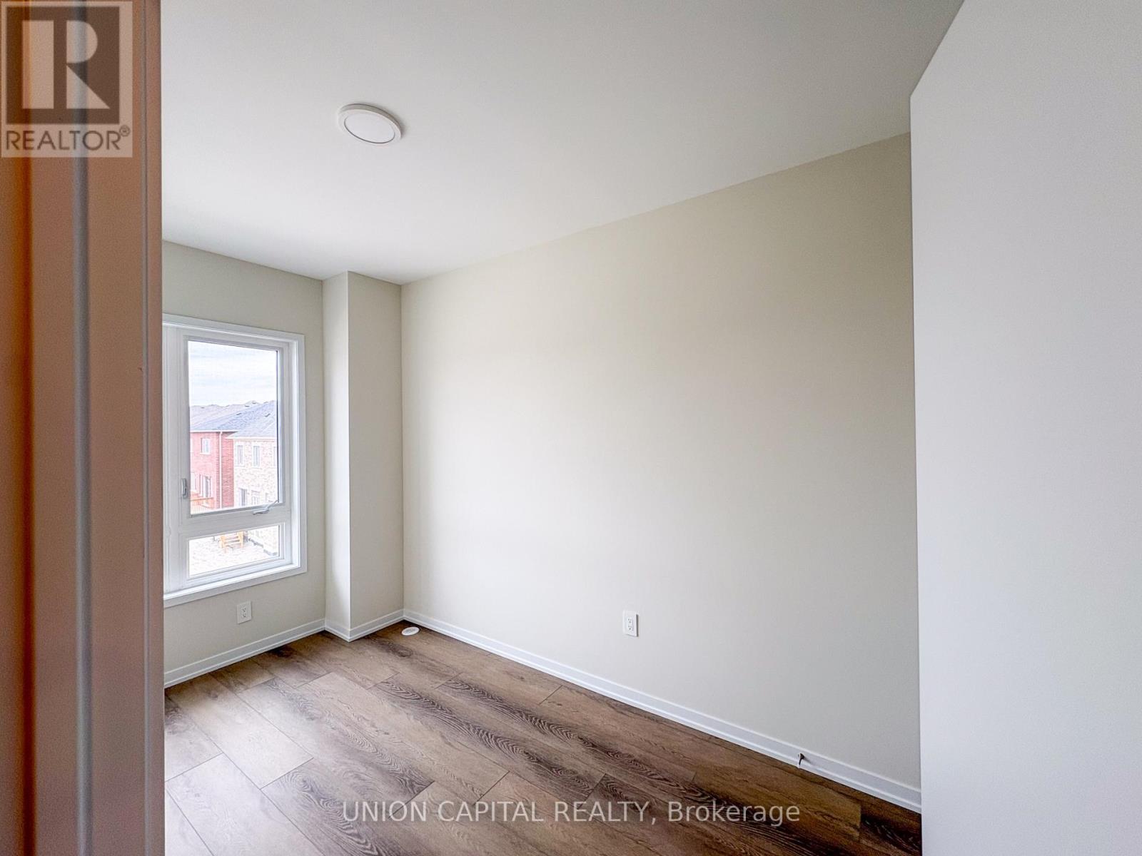 61 Helmkay Avenue, Richmond Hill, Ontario  L4E 3R4 - Photo 22 - N13168064