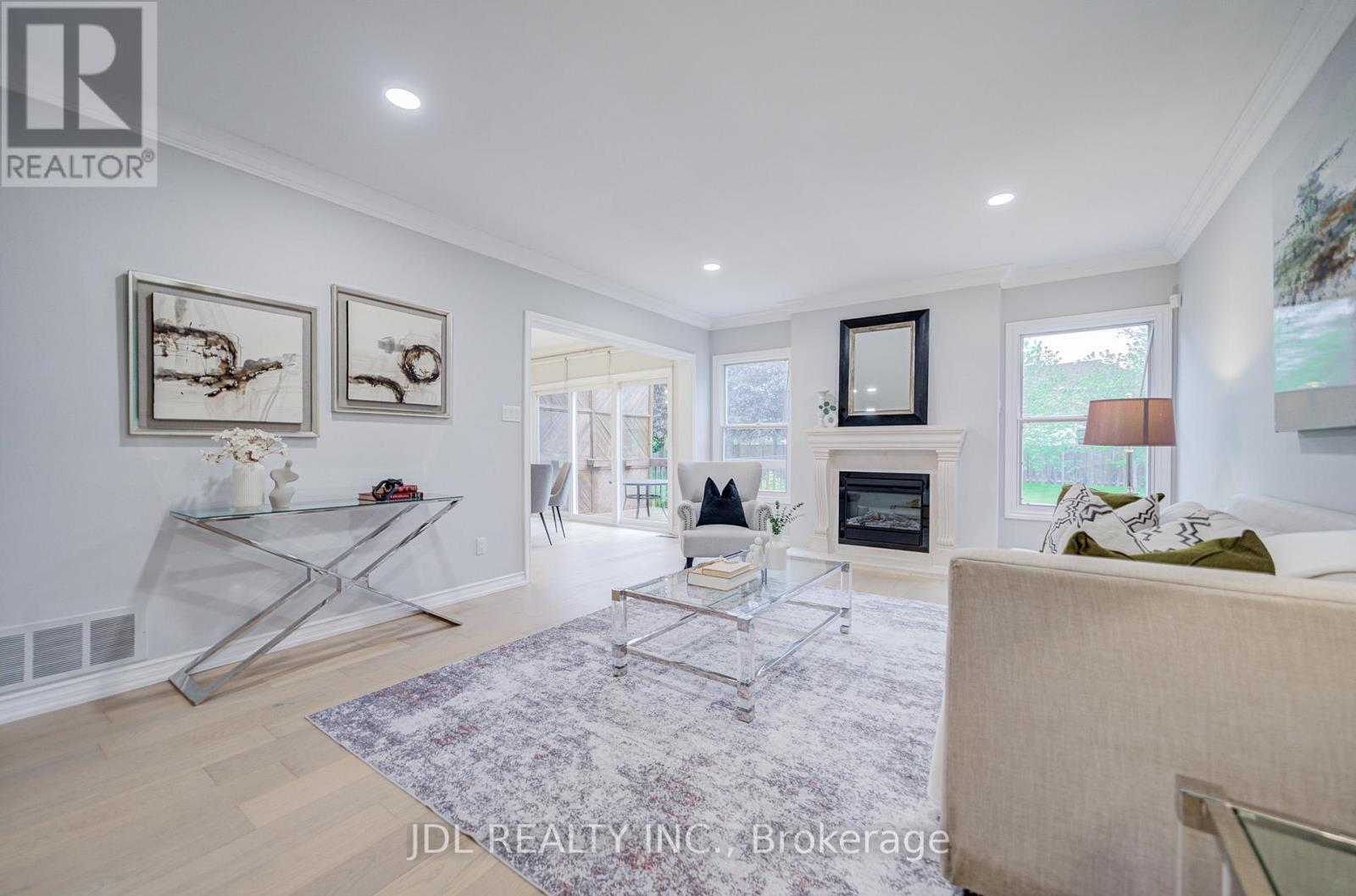 22 Hillholm Boulevard, Richmond Hill, Ontario  L4B 2J3 - Photo 16 - N13168078