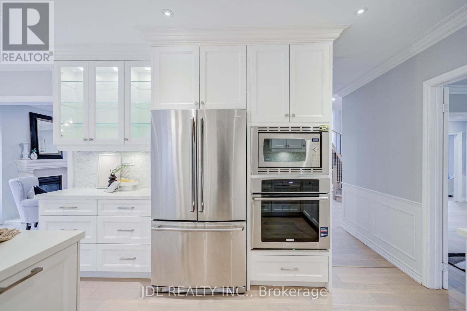 22 Hillholm Boulevard, Richmond Hill, Ontario  L4B 2J3 - Photo 24 - N13168078