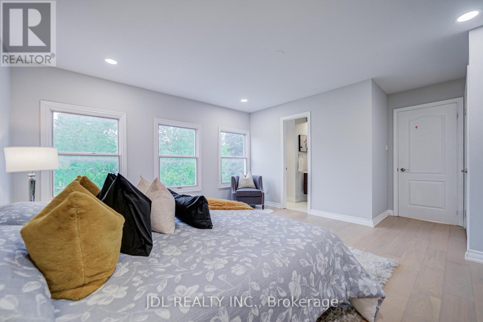 22 Hillholm Boulevard, Richmond Hill, Ontario  L4B 2J3 - Photo 44 - N13168078
