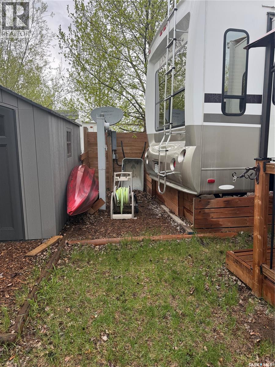 424 Rv Drive, Loreburn Rm No. 254, Saskatchewan  S0H 1J0 - Photo 20 - SK036991