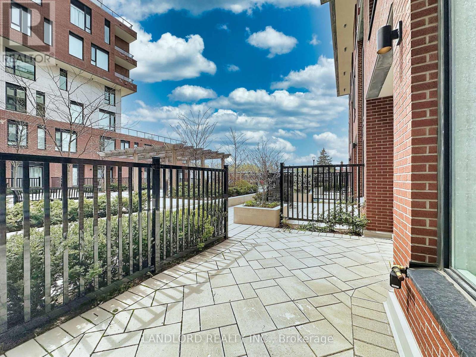 109 - 15 MARYPORT AVENUE, Toronto, Ontario