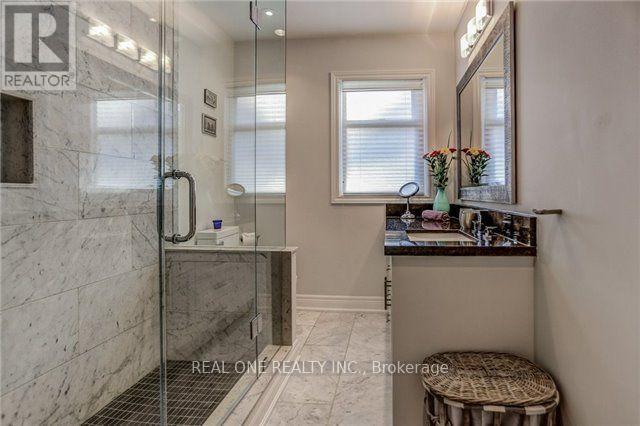 1268 Lorne Park Road, Mississauga, Ontario  L5H 3A8 - Photo 11 - W13168062