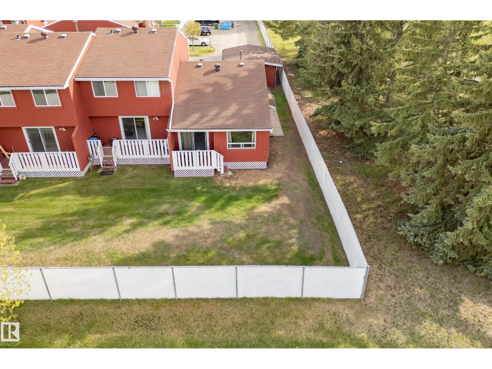10688 Beaumaris Rd Nw, Edmonton, Alberta T5X 3N4 - Photo 4 - E4488431