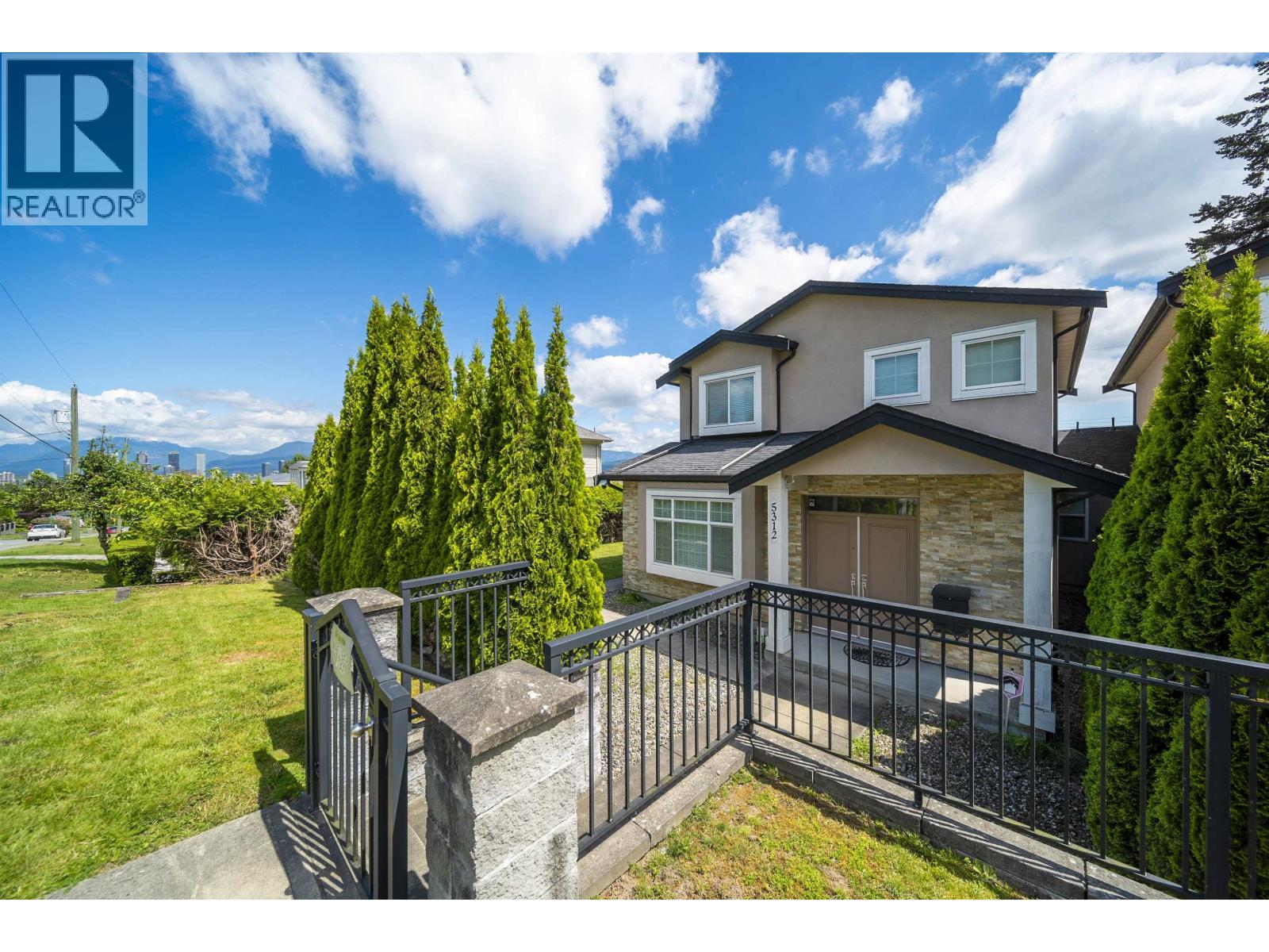 5312 Elsom Avenue, Burnaby, British Columbia  V5H 2Z5 - Photo 2 - R3125448