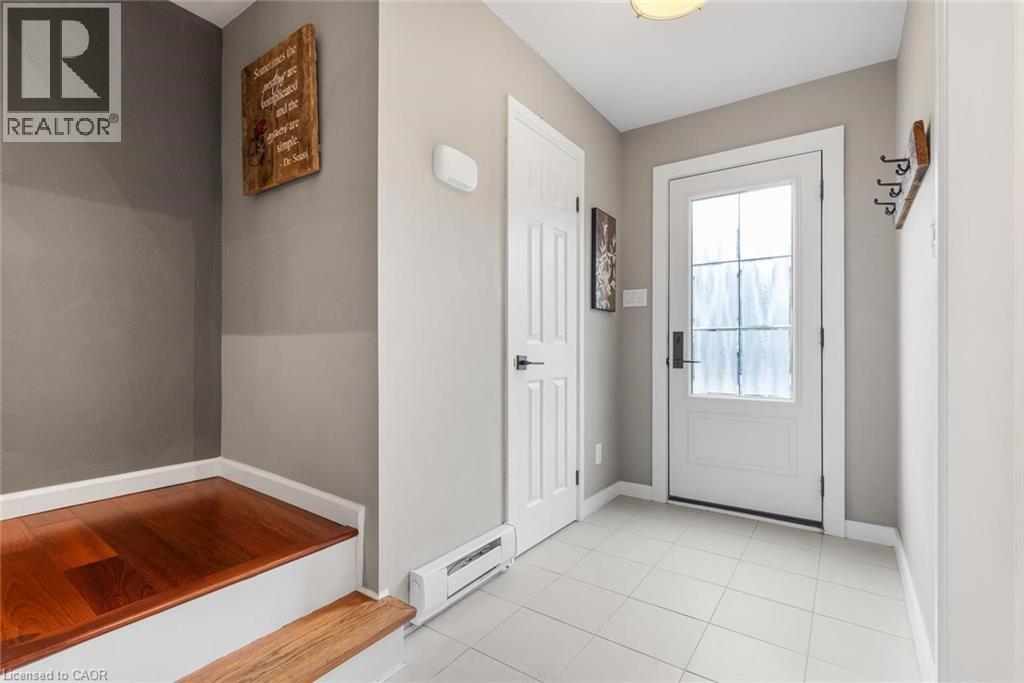 71 Sarah Lane, Oakville, Ontario  L6L 3V2 - Photo 3 - 40822989