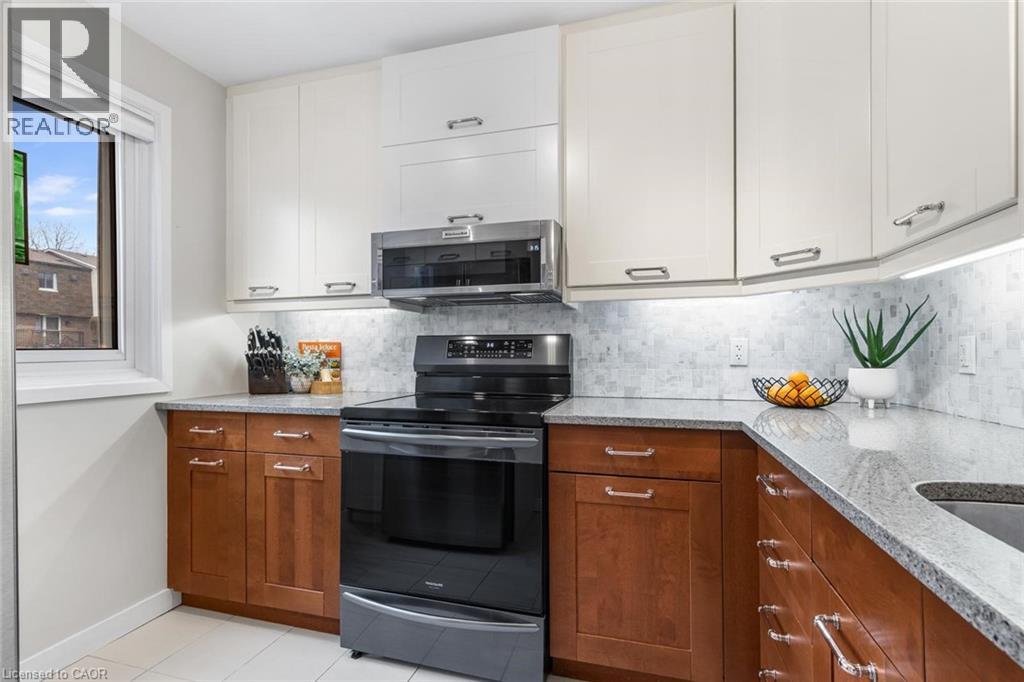 71 Sarah Lane, Oakville, Ontario  L6L 3V2 - Photo 7 - 40822989