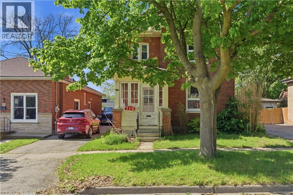 119 East Avenue, Brantford, Ontario  N3S 3M1 - Photo 2 - 40828691