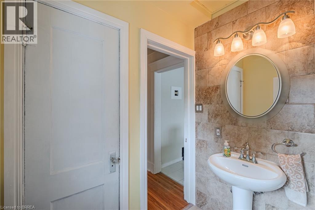 110 Arthur Street, Brantford, Ontario  N3S 3J4 - Photo 27 - 40743245