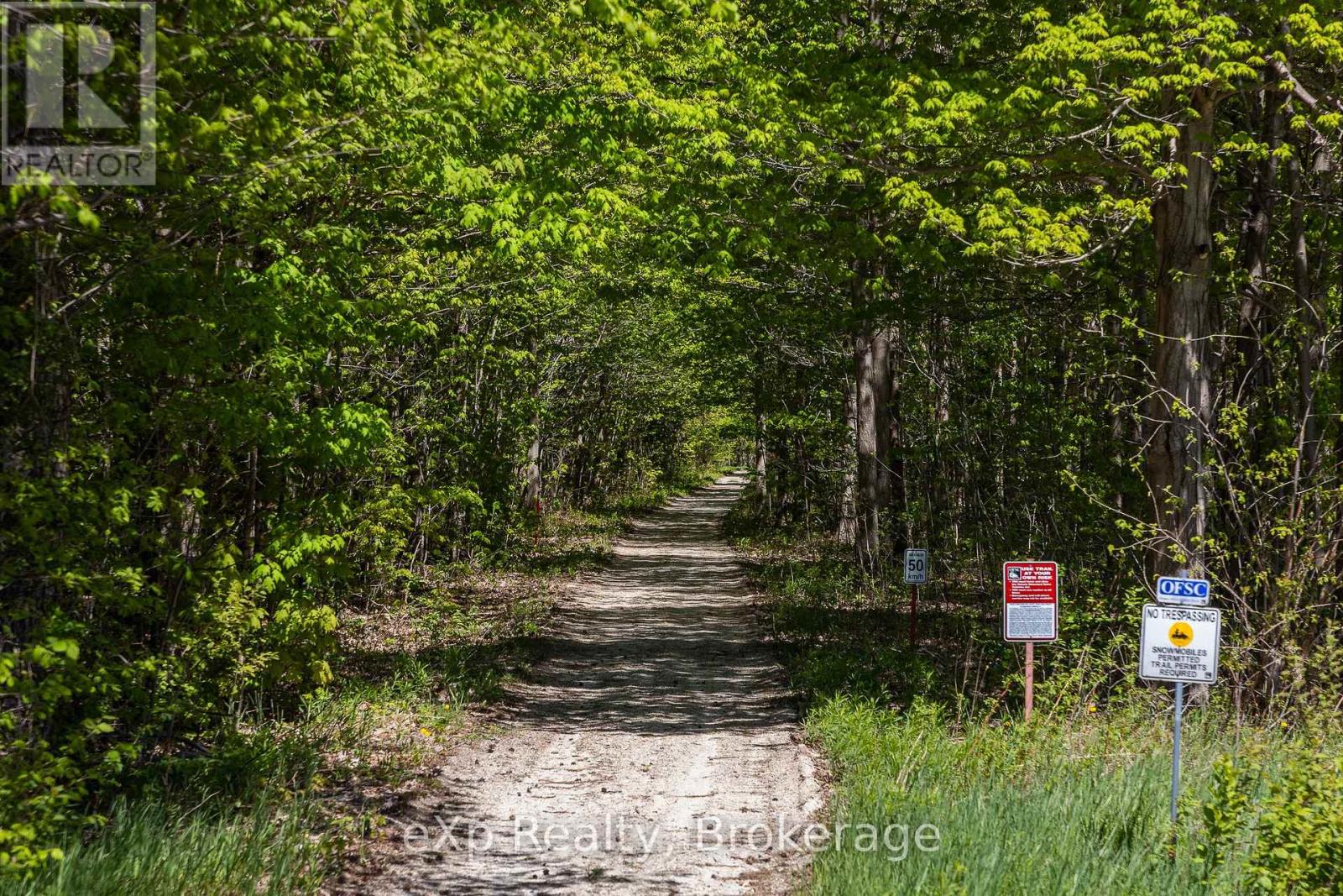 5716 County Road 9, Clearview, Ontario  L0M 1N0 - Photo 3 - S12679300