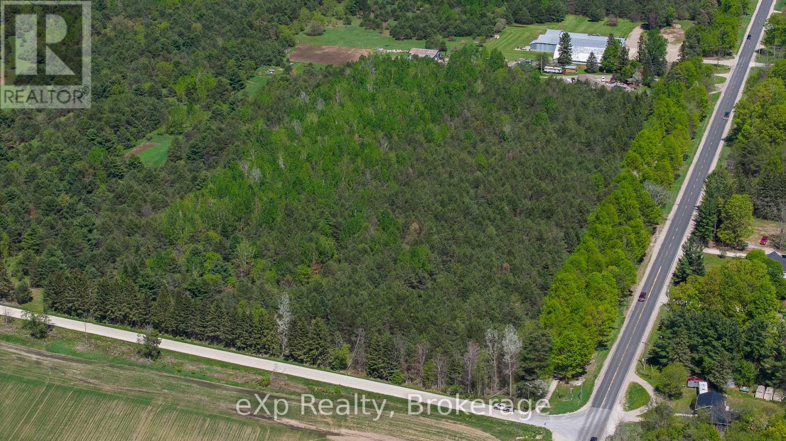 5716 County Road 9, Clearview, Ontario  L0M 1N0 - Photo 12 - S12679302