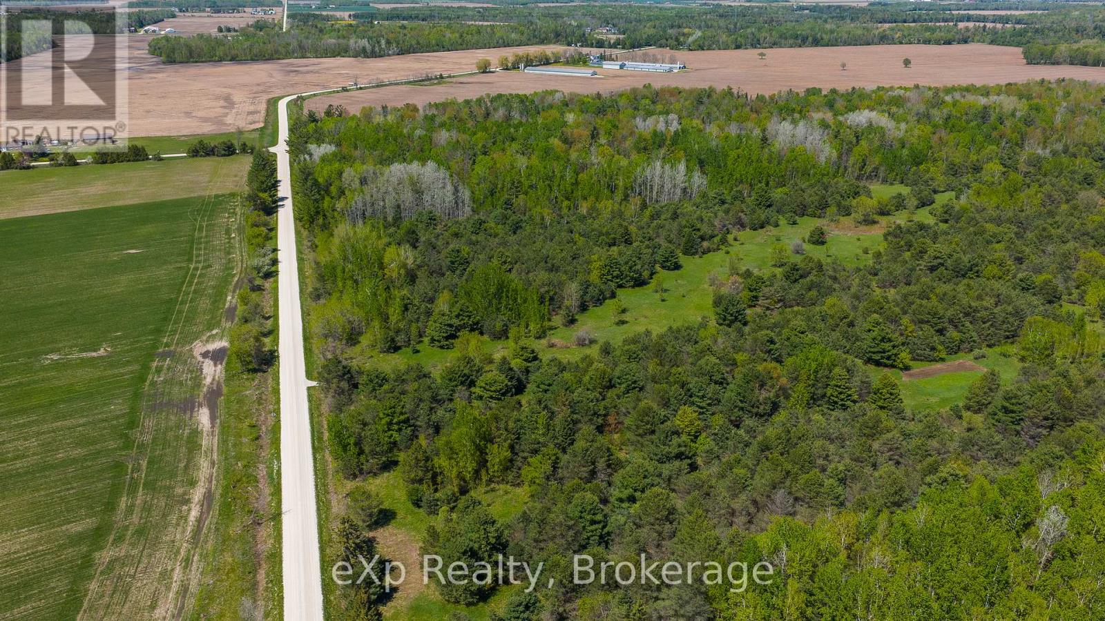 5716 County Road 9, Clearview, Ontario  L0M 1N0 - Photo 22 - S12679302